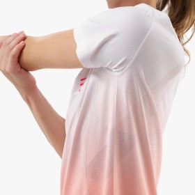 PERFORMANCE SS TSHIRT W
